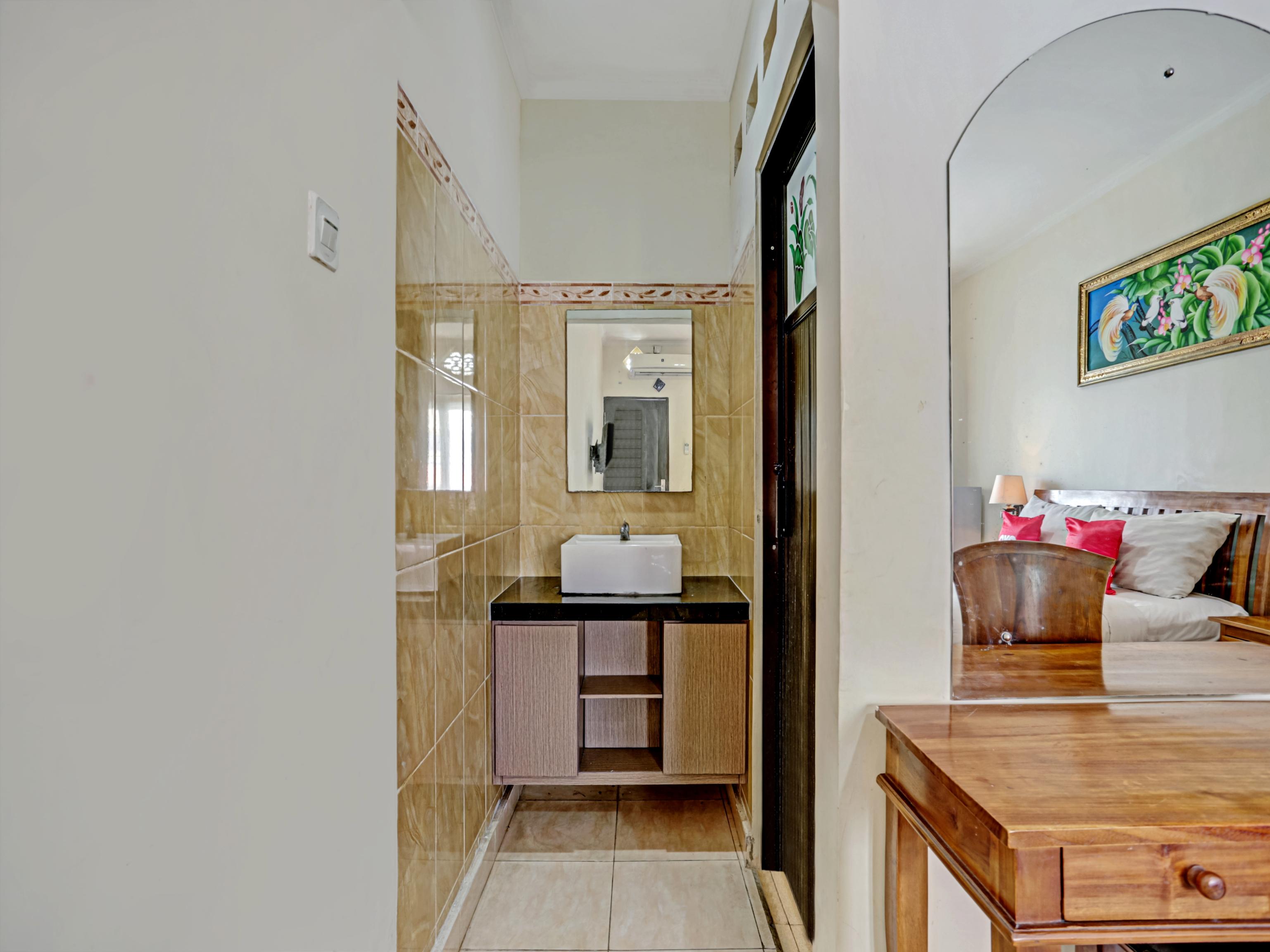 Legian Super Oyo 3904 Kiki Residence Bali מראה חיצוני תמונה