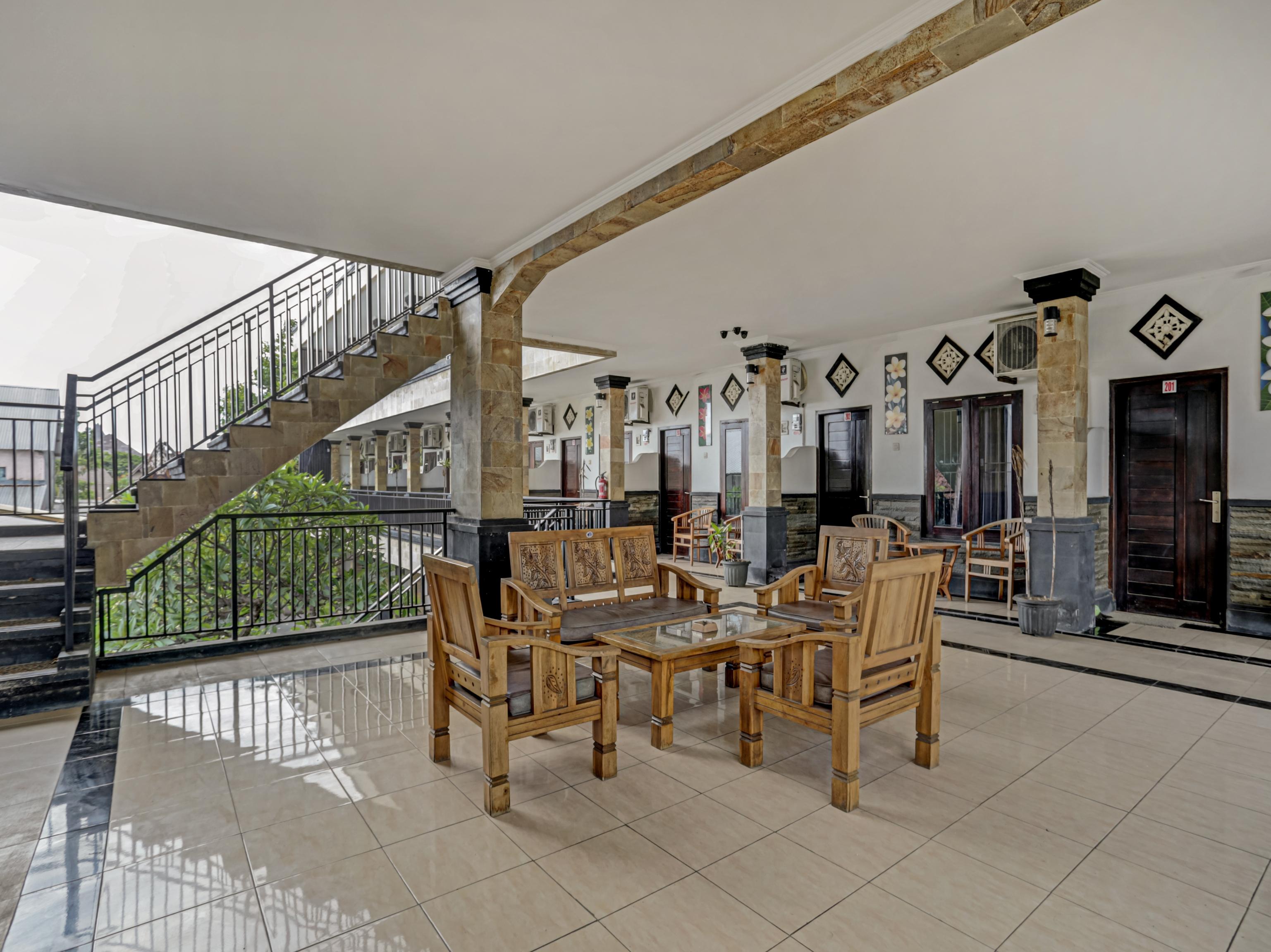 Legian Super Oyo 3904 Kiki Residence Bali מראה חיצוני תמונה